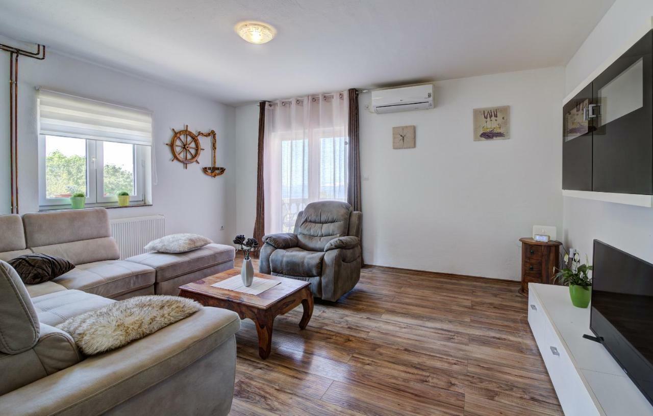 Apartment Senia Zengg Kültér fotó