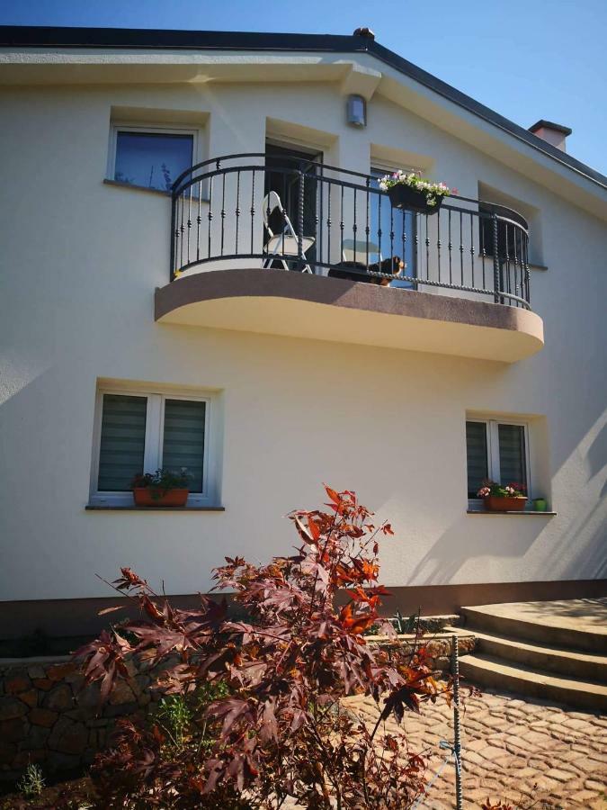 Apartment Senia Zengg Kültér fotó